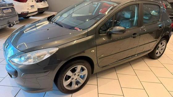 PEUGEOT 307 1.6 PRESENCE 16V FLEX 4P MANUAL PEUGEOT 307 1.6 PRESENCE 16V FLEX 4P MANUAL